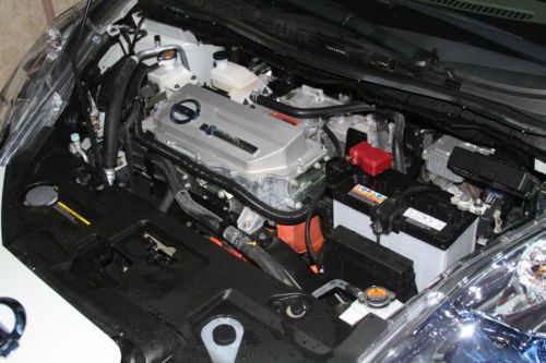 2011 Nissan Leaf SL ELECTRIC, image 12