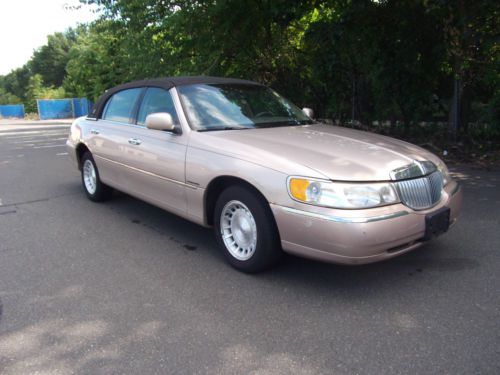 1998 lincoln town car executive sedan 4-door 4.6l no reserve