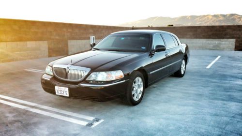 2007 lincoln town car executive l limousine 4-door 4.6l