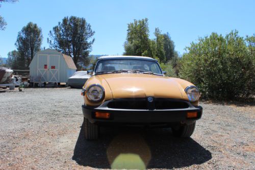 1977 mg mgb v8 convertible 2-door 4.9l 1500 miles on v8