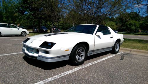 1983 chevrolet camaro z28 coupe 2-door 5.0l