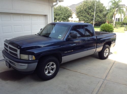 2001 dodge ram 1500 slt quad cab 5.9 l  pickup truck