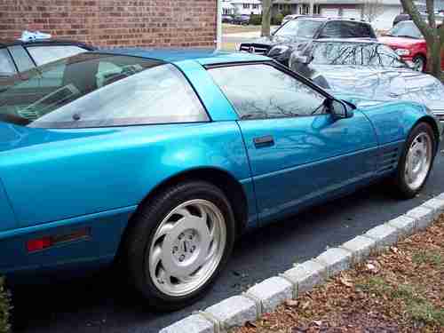 1992 Corvette Coupe Auto -Loaded - Very nice condition -Low miles, image 9