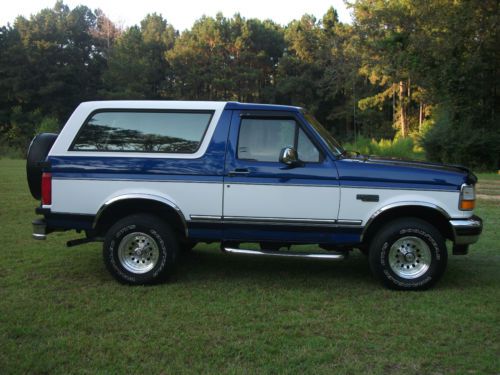 1996 ford bronco xlt sport utility 2-door 5.0l with 4wd