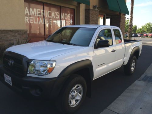 2011 toyota tacoma 2wd access cab prerunner v6