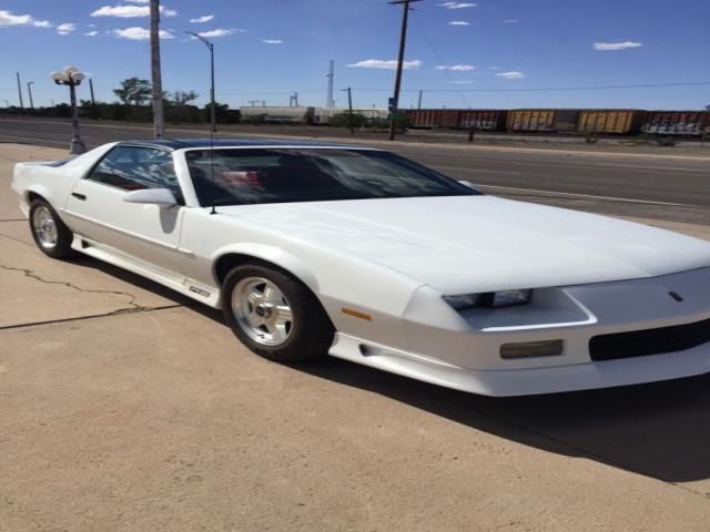 Chevrolet: camaro rs 25th anniversary