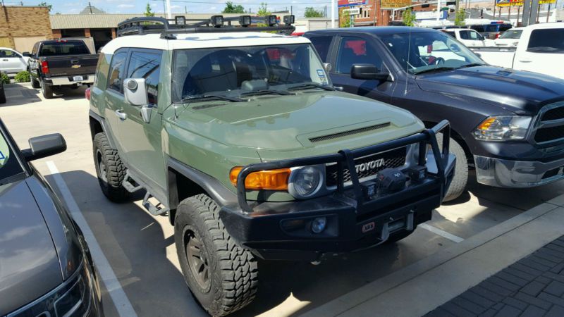 2014 toyota fj cruiser 4wd 4x4 low miles