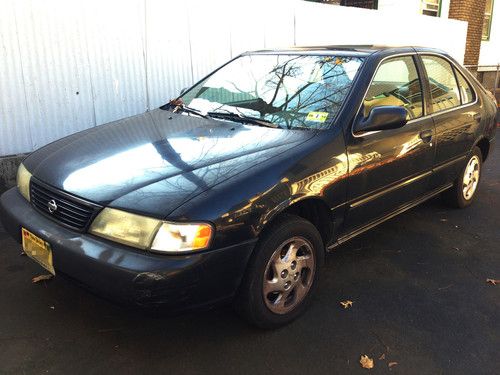 1997 nissan sentra gle sedan 4-door 1.6l (selling for parts)