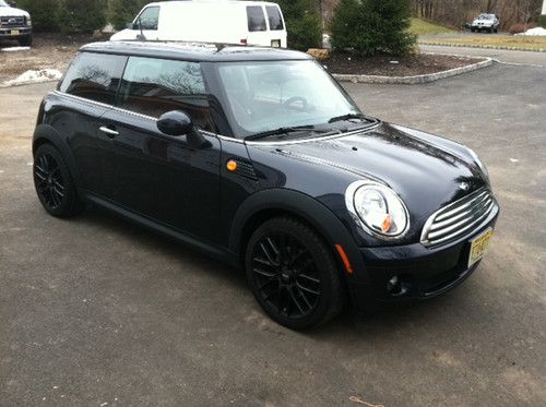 2007 mini cooper base hatchback 2-door 1.6l