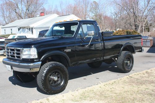 1992 ford f-250 xlt lariat standard cab pickup 2-door 5.8l