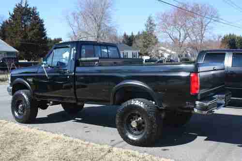 1992 Ford F-250 XLT Lariat Standard Cab Pickup 2-Door 5.8L, image 2