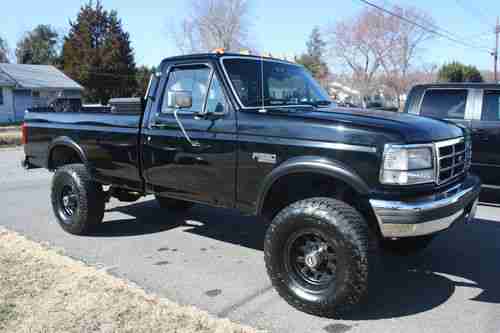 1992 Ford F-250 XLT Lariat Standard Cab Pickup 2-Door 5.8L, image 9