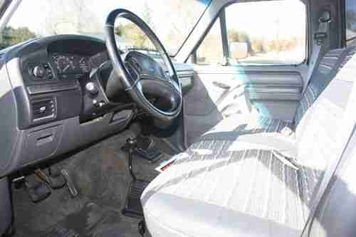 1992 Ford F-250 XLT Lariat Standard Cab Pickup 2-Door 5.8L, image 13