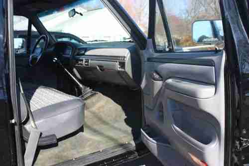 1992 Ford F-250 XLT Lariat Standard Cab Pickup 2-Door 5.8L, image 14