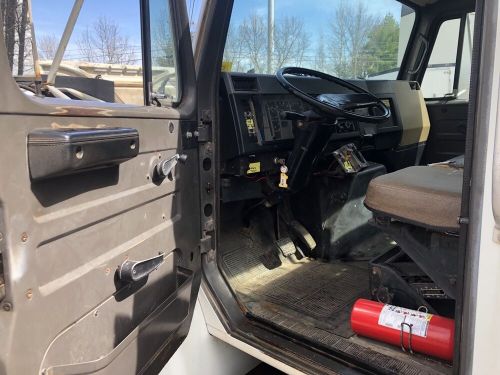 1995 International Harvester 4700 4700, US $14,200.00, image 2