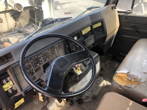 1995 International Harvester 4700 4700, US $14,200.00, image 4