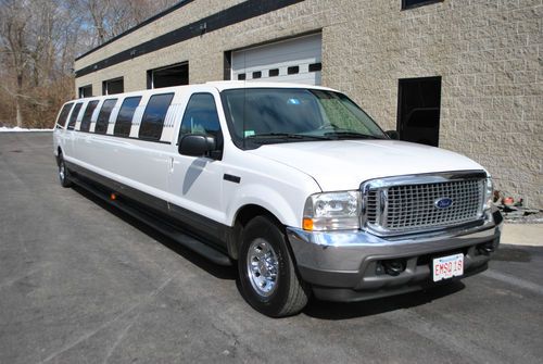 2002 ford excursion xlt 4-door 18 passenger limousine