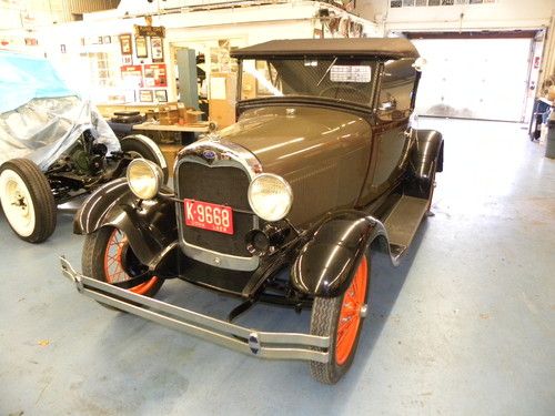 1929 model a ford rumble seat roadster