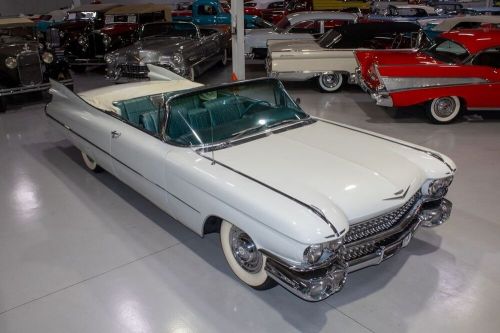 Cadillac Series 62 Convertible