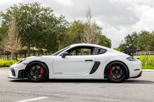 2023 porsche 718 cayman gt4rs