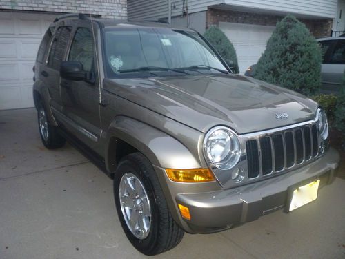 2005 jeep liberty limited sport utility 4-door 3.7l