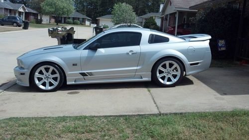 2006 saleen mustang