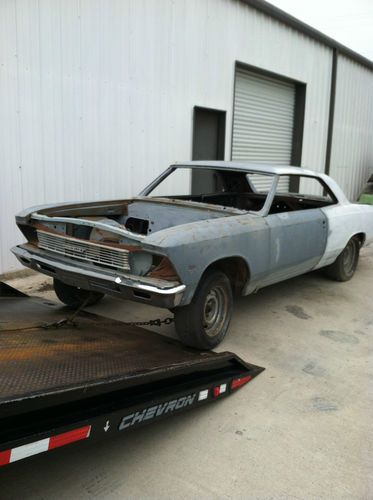 1966 chevelle 2-door hardtop