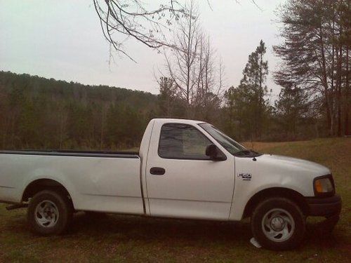 2002 ford f-150 xl standard cab pickup 2-door 5.4l