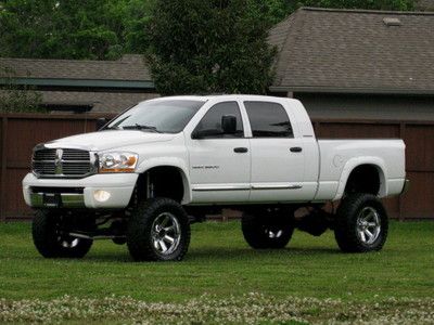 Mega cab ( laramie ) 6 speed! lifted. low miles.. 1 ton but like 2500 *rare*