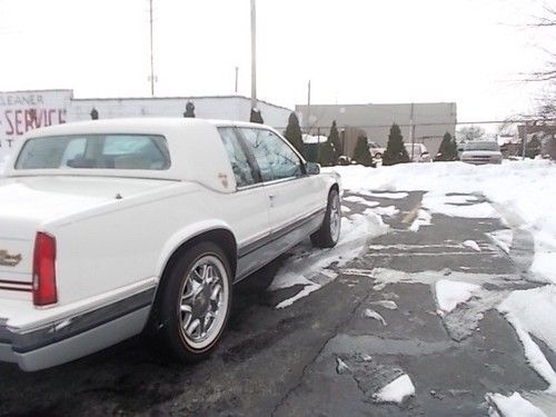 1990 cadillac eldorado in great condition, absolutely no rust anywhere.