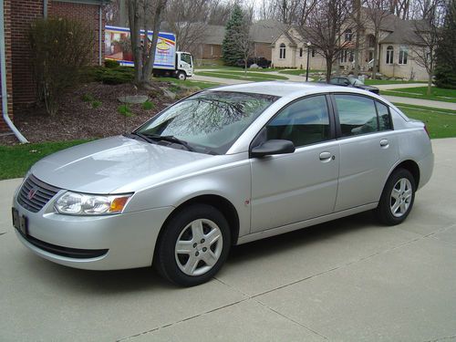 2007 saturn ion 2 sedan