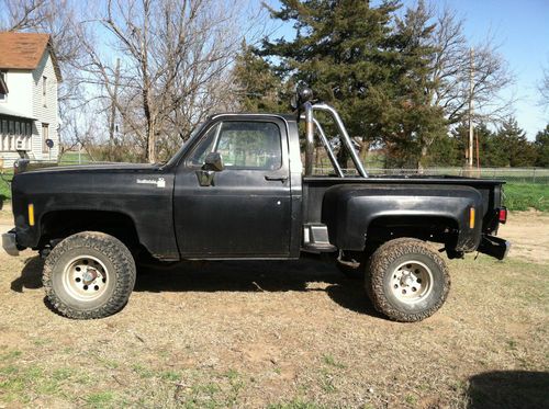 1976 chevy 4x4 short bed step side