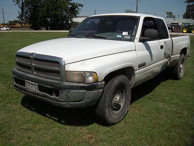 Straight from the farm @ 1999 dodge ram club cab 5.9 cummins 5 speed no reserve!