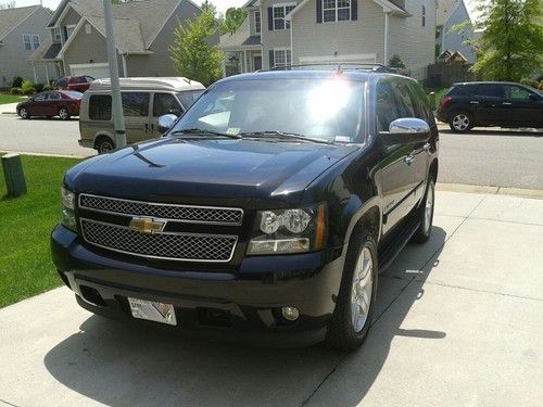 2008 chevy tahoe ltz, warranty, one owner, fully loaded, carfax certified