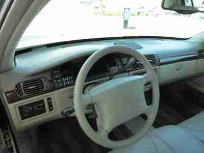 99 Cadillac DeVille 2 Owners No Accident Pearl White, US $4,975.00, image 18