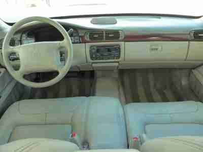 99 Cadillac DeVille 2 Owners No Accident Pearl White, US $4,975.00, image 19