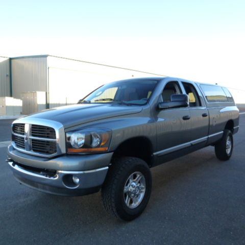 Dodge ram 3500 quadcab 4x4