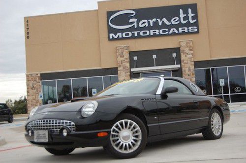 2004 ford thunderbird! carfax cert! both tops! mint!!!!