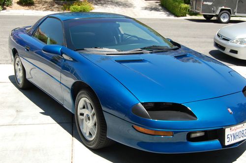 1995 chevrolet camaro **b4c-police package** medium quasar blue metallic 1 of 1!