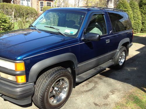 1999 chevrolet tahoe lt sport utility 2-door 5.7l