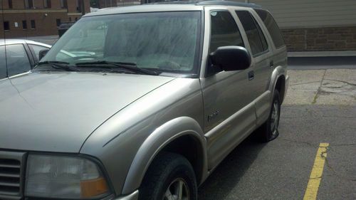 2000 oldsmobile bravada 133,278 miles have key starts &amp; runs rust body damage