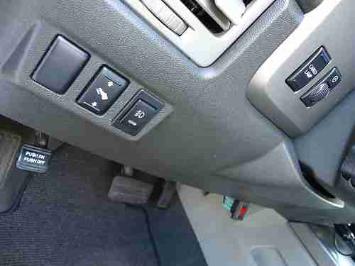 2004 Nissan Titan SE Crew Cab Pickup 4-Door 5.6L, US $15,000.00, image 7