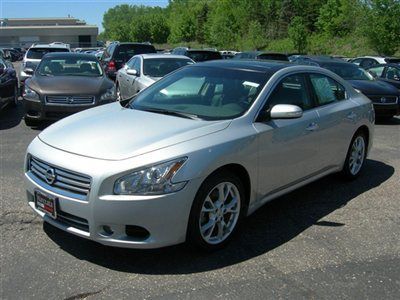 2012 maxima sv premium package, have over 50 maxima's instock, 15307 miles