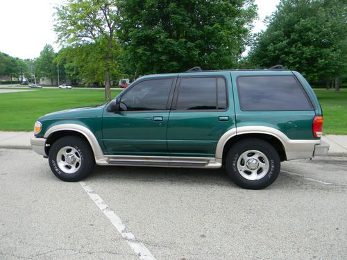 2000 ford explorer eddie bauer looks runs and drives good - no reserve