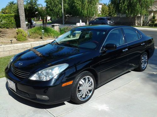 2004 lexus es330 base sedan 4-door 3.3l absolutely beautiful, nav, immaculate