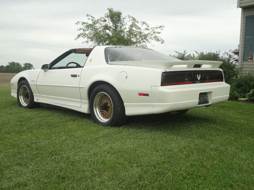 1989 Pontiac Firebird Trans Am GTA SE Coupe 2-Door 3.8L, image 12