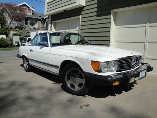 Outstanding 1984 mercedes benz 380 sl 54k, only one like this!!!  mint