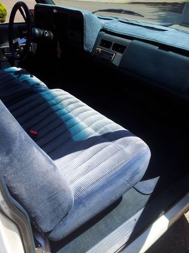 91 Chevrolet Silverado Lowered 700R4 Trans Belltech 17
