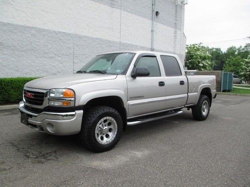 4x4   crew cab 2500hd pick up