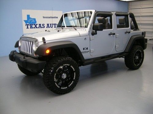 We finance!!!  2007 jeep wrangler unlimited x 4x4 auto hard top lift kit tow cd!